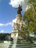 monument du centenaire à Avignon